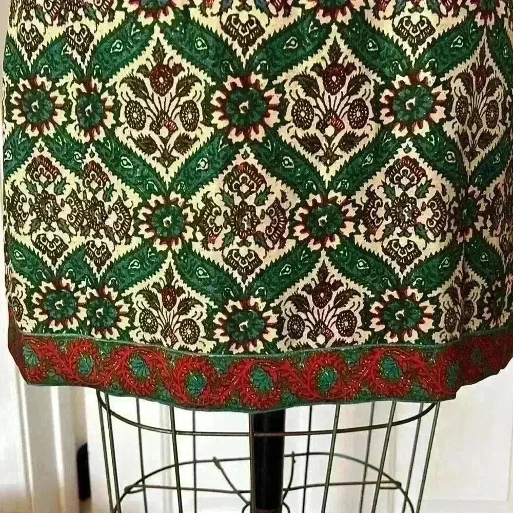 Plenty by Tracey Reese, 100% Silk Dress Wooden Ring detail at waist. Size 8 - Picture 6 of 12